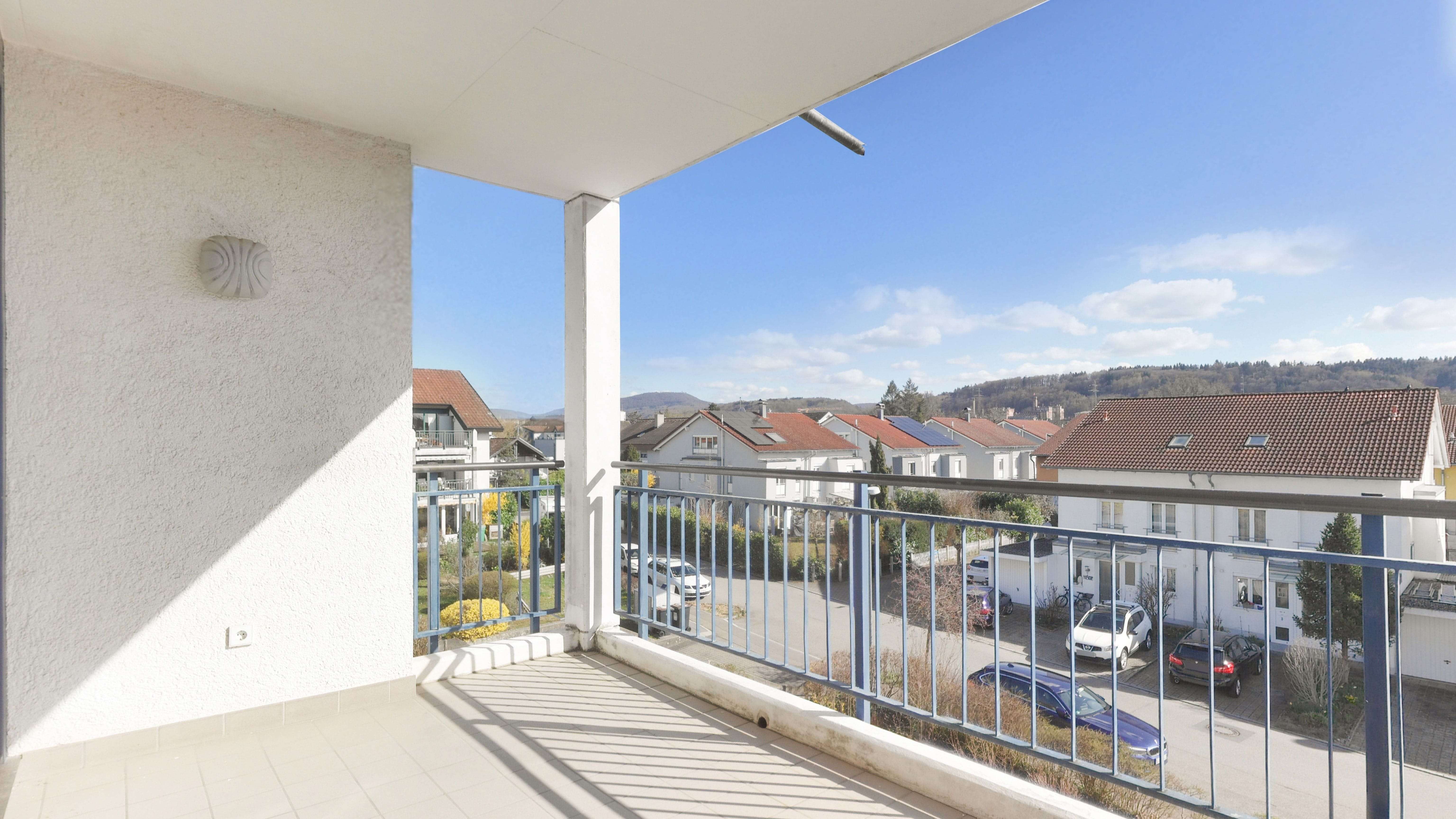 Rückszugsort mit Südbalkon: 3,5-Zi.-Wohnung in Warmbach, Lörrach Kreis – Bild 1