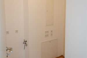  2 Zi. Wohnung  mit  EBK, Balkon  u. Fußbodenheizung. Eignet sich besonders für Einzelpersponen. – Luise-Rainer-Str. 1F, 40235 Düsseldorf – Vorschaubild 14