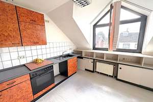 Aachen-Laurensberg! Elegante Dachgeschosswohnung mit ausgebauten Spitzboden. – Die vollständige Adresse der Immobilie erhältst du vom Anbieter., 52072 Laurensberg (Statistischer Bezirk), Aachen – Vorschaubild 8