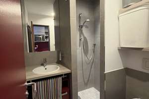 Möbliertes 1-Zimmer-Apartment mit Balkon + Gym & Pool (TUM Nähe, Studentenwohnanlage) – Student Living Center 47, 85748 Garching bei München – Vorschaubild 2