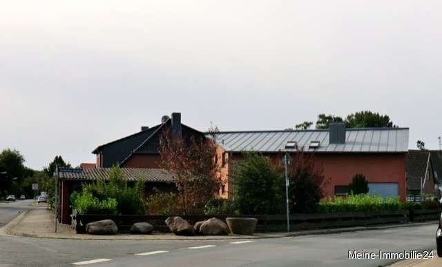 Großes Einfamilienhaus mit ELW und Wohnungsanbau für Heimwerker, Gifhorn Kreis – Bild 2