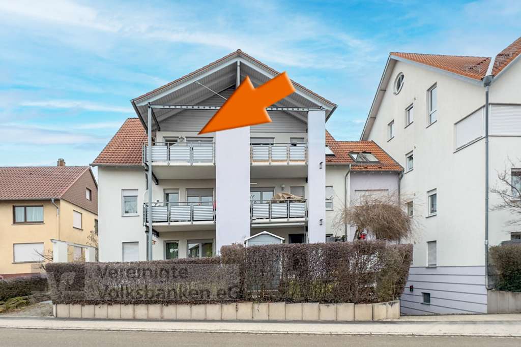 Immobilie in Holzgerlingen - Großzügige Maisonette-Wohnung mit Studio, Balkon und Tiefgaragenstellplatz - Bild 1