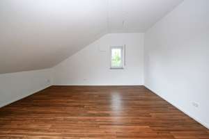 Wohnen am Regenufer!! Neuwertige 3,5 ZKB-Wohnung mit Dachterrasse – 93057 Sallern-Gallingkofen, Regensburg – Vorschaubild 3
