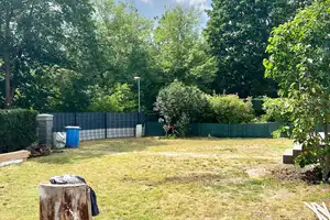 Saniertes freundliches Einfamilienhaus mit sechs Zimmern & Einbauküche  – Fliederblütenweg 11, 13127 Berlin – Vorschaubild 8