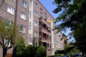modernisierte 3 Zimmer mit Einbauküche in Barmbek – Kindtsweg 3, 22309 Barmbek-Nord, Hamburg – Vorschaubild 1