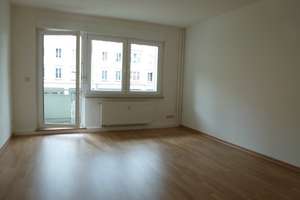 SCHÖNE 3-RAUM Wohnung mit BALKON im Herzen von Chemnitz – Reitbahnstraße 49, 9111 Zentrum, Chemnitz – Vorschaubild 9