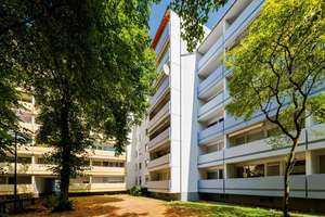 Frankfurt-Nied: Barrierearme 2-Zimmer-Erdgeschosswohnung mit Balkon und TG-Stellplatz  – 65934 Nied, Frankfurt am Main – Vorschaubild 8