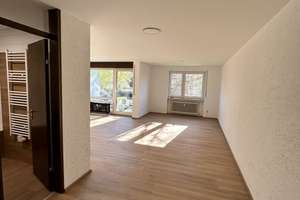 Attraktive 2,5-Zimmer Wohnung im 2. OG, frisch saniert in Steinenbronn – Die vollständige Adresse der Immobilie erhältst du vom Anbieter., 71144 Steinenbronn – Vorschaubild 1