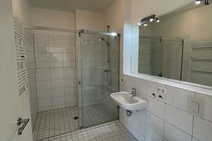 Rarität: Exklusive 3,5 Zimmer-Penthouse-Wohnung mit traumhaftem Ausblick – Alfons-Auer-Straße 8b, 93053 Galgenberg, Regensburg – Vorschaubild 9