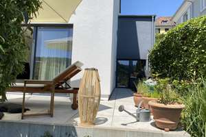 NEUER PREIS: 2,5-Zimmer-Wohnung in bester Halbhöhenlage - 40 qm Terrasse und Süd-Ost-Ausrichtung