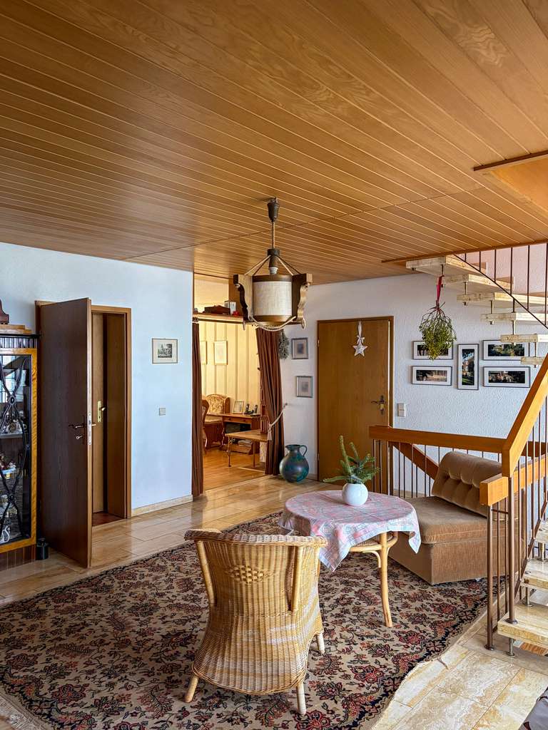 Immobilie in Alsfeld - Ein Raumwunder im Grünen - Bild 2