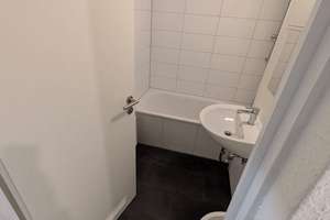 Gamigstraße 20 - helle 1,5 ZKB Wohnung im 7.OG -WBS- zu vermieten – Die vollständige Adresse der Immobilie erhältst du vom Anbieter., 1239 Prohlis-Nord, Dresden – Vorschaubild 5