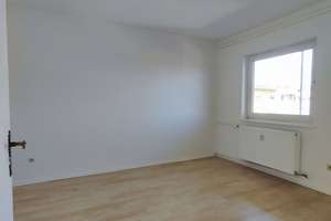 3-Zimmer-Wohnung mit Balkon mitten im Zentrum – Berliner Str. 12, 38226 Lebenstedt, Salzgitter – Vorschaubild 5