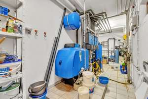 Privates Refugium mit Einliegerwohnung, Schwimmhalle & Sauna – Die vollständige Adresse der Immobilie erhältst du vom Anbieter., 76228 Grünwettersbach, Karlsruhe – Vorschaubild 27