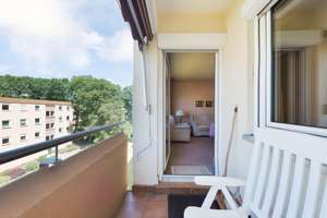 Charmante 3 Zi. -Wohnung mit Loggia und Garage in ruhiger Lage – Die vollständige Adresse der Immobilie erhältst du vom Anbieter., 90449 Röthenbach West, Nürnberg – Vorschaubild 2