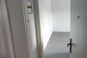 Frisch renovierte 2-Zi-Wohnung mit EBK und Dielenboden – Krappmühlstr. 21, 68165 Schwetzingerstadt/Oststadt, Mannheim – Vorschaubild 3