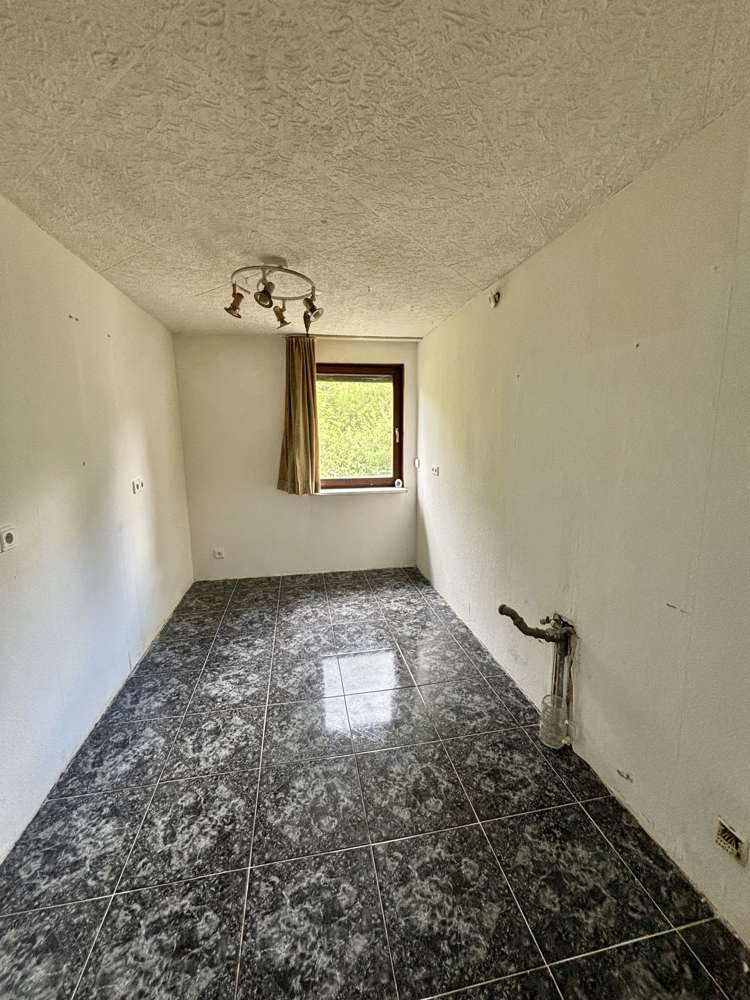 Immobilie in Schalkau - NEUER PREIS! Doppelhaushälfte mit großem Garten und Wintergarten in Schalkau! - Bild 3