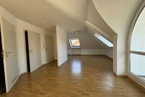 Schöne 2-Raum-Wohnung mit Balkon und Tiefgaragenstellplatz in ruhiger Lage! – Hauffstraße 3,5, 39114 Herrenkrug, Magdeburg – Vorschaubild 2