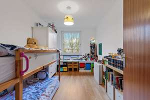 Property thumbnail 9