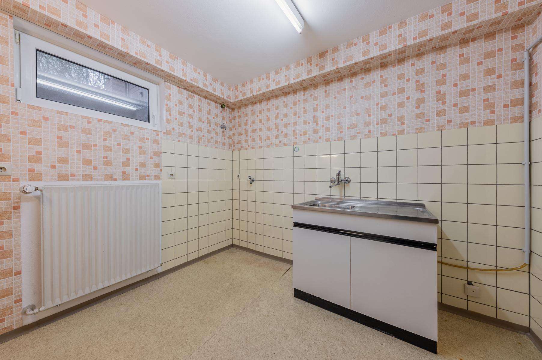 Immobilie in Altweidelbach - Großzügiger Bungalow mit Garage, möglicher Einliegerwohnung und pflegeleichter Grünfläche - Bild 7