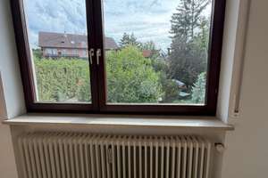 Großzügige 3-Zimmer-Wohnung mit zwei Balkonen, Gartenanteil und Garage in Würzburg-Oberdürrbach – 97080 Dürrbachtal, Würzburg – Vorschaubild 9