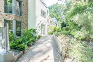 Moderne Maisonettewohnung mit Hauscharakter, überdachter Terrasse und großem Sonnenbalkon – Die vollständige Adresse der Immobilie erhältst du vom Anbieter., 22397 Wohldorf-Ohlstedt, Hamburg – Vorschaubild 11