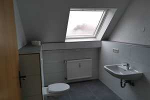 Gepflegtes 1 FH DHH mit Doppelgarage, Garten und großer Terrasse – Sankt Wendel (Kreis) – Vorschaubild 14