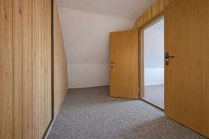 Renovierungsbedürftige Doppelhaushälfte mit großem Grundstück, Garage & viel Potenzial – Die vollständige Adresse der Immobilie erhältst du vom Anbieter., 4435 Schkeuditz – Vorschaubild 18