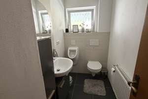 Ältere Doppelhaushälfte, nett renoviert und voller Charme – in begehrter Wohnlage – Bettinaweg 3, 84034 West, Landshut – Vorschaubild 18
