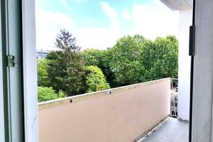 Attraktive 3- Zimmer-Wohnung mit Balkon in super Zentraler Lage