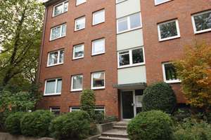 Renoviert!! 2,5 Zi.- Wohnung in guter Lage von Wandsbek !