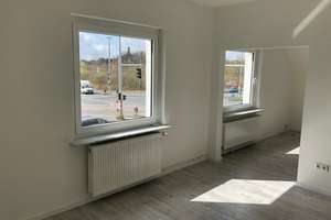 Renoviert,  2,5-Zimmer im 1.OG. eines 2 Fam.-Hauses mit Garten, Freisitz und Grillmöglichkeit – Hansestraße 98 B, 38112 Veltenhof-Rühme, Braunschweig – Vorschaubild 7