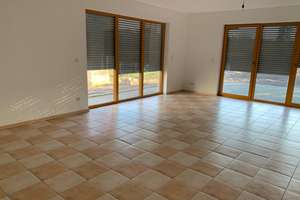 Für Gartenliebhaber, Einfamilienhaus in Ratingen (150 m², 3 Zi.) ab 15.07.2026 – Hülsenbergweg 58, 40885 Lintorf, Ratingen – Vorschaubild 5