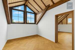 Anwesen mit besonderer Architektur, Wärmepumpe und Weitblick! Inkl. Praxis- oder Geschäftsräume! – Die vollständige Adresse der Immobilie erhältst du vom Anbieter., 61267 Neu-Anspach – Vorschaubild 15