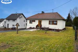 Streif-Fertighaus in ruhiger Lage – EFH mit Keller, Terrasse & Doppelgarage – Die vollständige Adresse der Immobilie erhältst du vom Anbieter., 56305 Döttesfeld – Vorschaubild 1