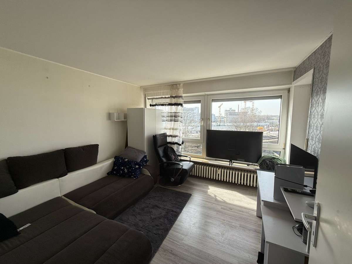 Immobilie in Ludwigshafen am Rhein - 15€/m² Nettokalt - Bild 3