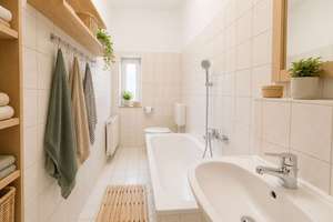 Beliebte Lage in Gohlis-Süd – Balkon und Tageslichtbad mit Wanne – 4155 Gohlis-Süd, Leipzig – Vorschaubild 2