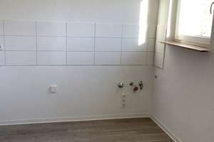 Moderne 2,5 Zimmer-Wohnung mit Balkon – Frohnhauser Str. 369, 45144 Frohnhausen, Essen – Vorschaubild 4