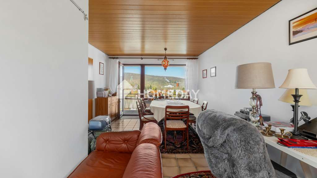 Immobilie in Bad Salzdetfurth - Ein Zuhause zum Wohlfühlen: Reihenhaus mit Garten und großzügigem Raumkonzept - Bild 2