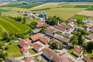 3 in 1 - Haus + Büro + 4 Hallen
Wohnen, Vermieten, Lagern auf 2.242 m² - Objekt mit guter Rendite – Die vollständige Adresse der Immobilie erhältst du vom Anbieter., 94339 Leiblfing – Vorschaubild 38