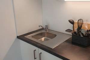 Attraktives, komplett möbliertes Studio-Apartment – Steinhauser Str. 3, 81677 Steinhausen, München – Vorschaubild 16