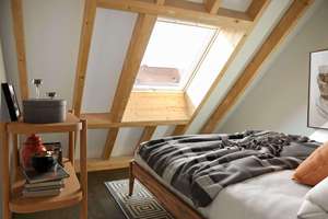 Leben im Trendviertel Sanderau - neuwertige 3 Zi.-DG-Wohnung mit Galerie am Main – Breslauer Str. 34a, 97072 Sanderau, Würzburg – Vorschaubild 2