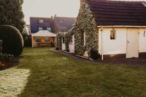 Familienfreundliche 7 1/2-Zimmer-Doppelhaushälfte in Neuss – Neuss (Rhein-Kreis) – Vorschaubild 2