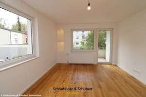 Erstbezug nach Sanierung. Exklusive 3,5 Raum-Wohnung mit Balkon