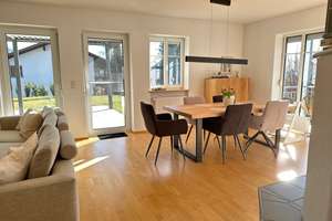 260 m2 Wohnhaus m. Einliegerwhg., PV-Anlage, Pelletshzg. u. Fernblick in naturnaher Wohnlage b. DEG! – Die vollständige Adresse der Immobilie erhältst du vom Anbieter., 94539 Grafling – Vorschaubild 6