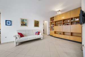 3 Zimmer-Wohnung in Riedenberg- Ruhige, grüne Lage, 2 Balkone & Tiefgarage und Einbauküche inklusive – 70619 Riedenberg, Stuttgart – Vorschaubild 4