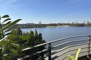 Überseestadt: TOP Exklusive 4 Zi. Whg im 4. OG, 2 Loggien m. Weserblick, 2 TG-Plätze, barrierefrei