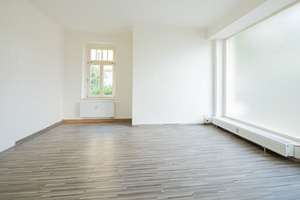 Besondere Wohnung mit vielseitigen Nutzungsmöglichkeiten in Denkmalvilla in Dresden-Bühlau – Bautzner Landstraße 102, 1324 Bühlau/Weißer Hirsch, Dresden – Vorschaubild 11
