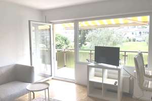 Möblierte Single/Pendler-Whg mit großem Balkon,Parkett,EBK Pkw-Stellplatz, gute LAGE