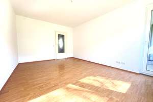 Renovierte, großzügige 3-Zi-Whg. mit EBK & Loggia – Lister Kirchweg 57B, 30163 List, Hannover – Vorschaubild 6
